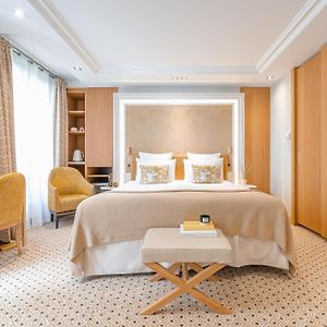 Privilege Zimmer